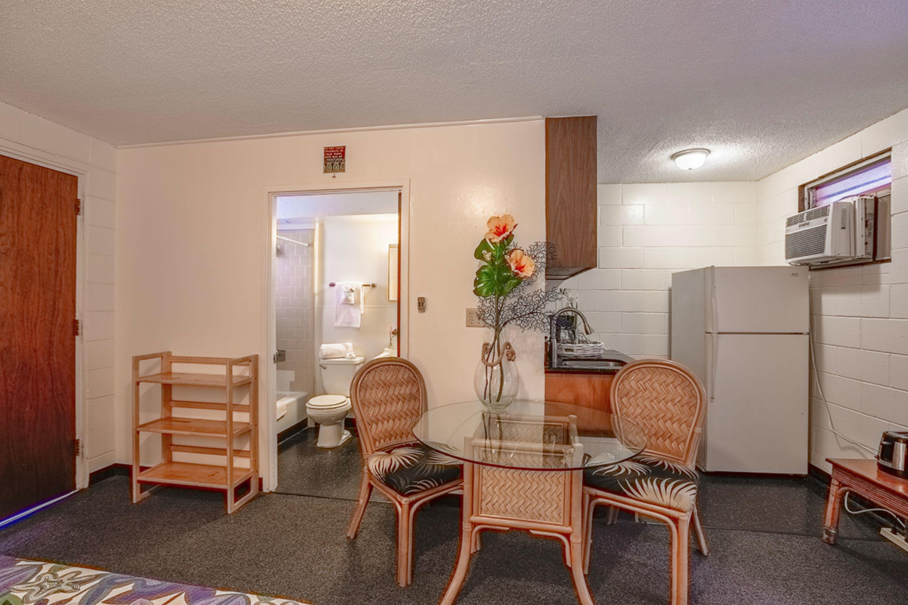 Royal Grove Waikiki Hotel Хонолулу Екстериор снимка
