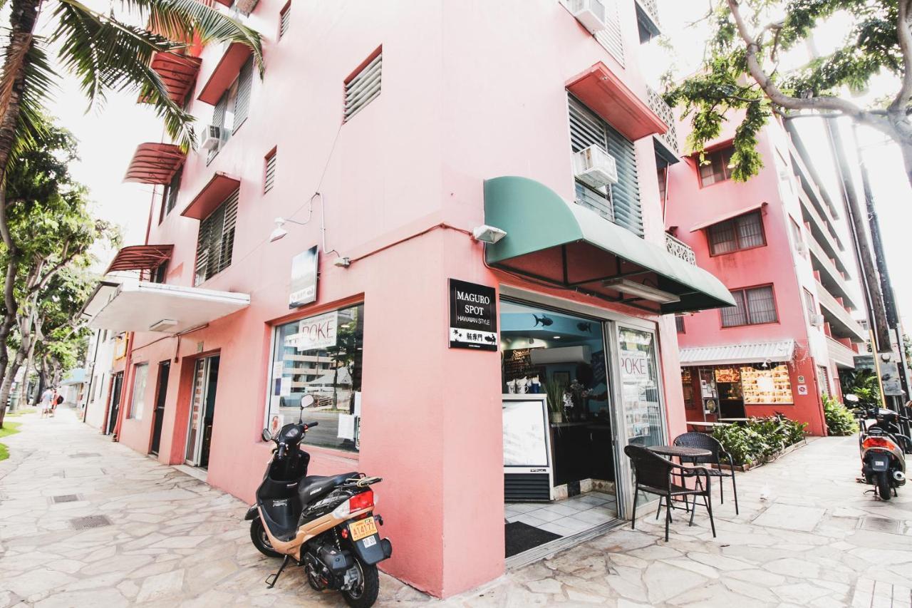 Royal Grove Waikiki Hotel Хонолулу Екстериор снимка