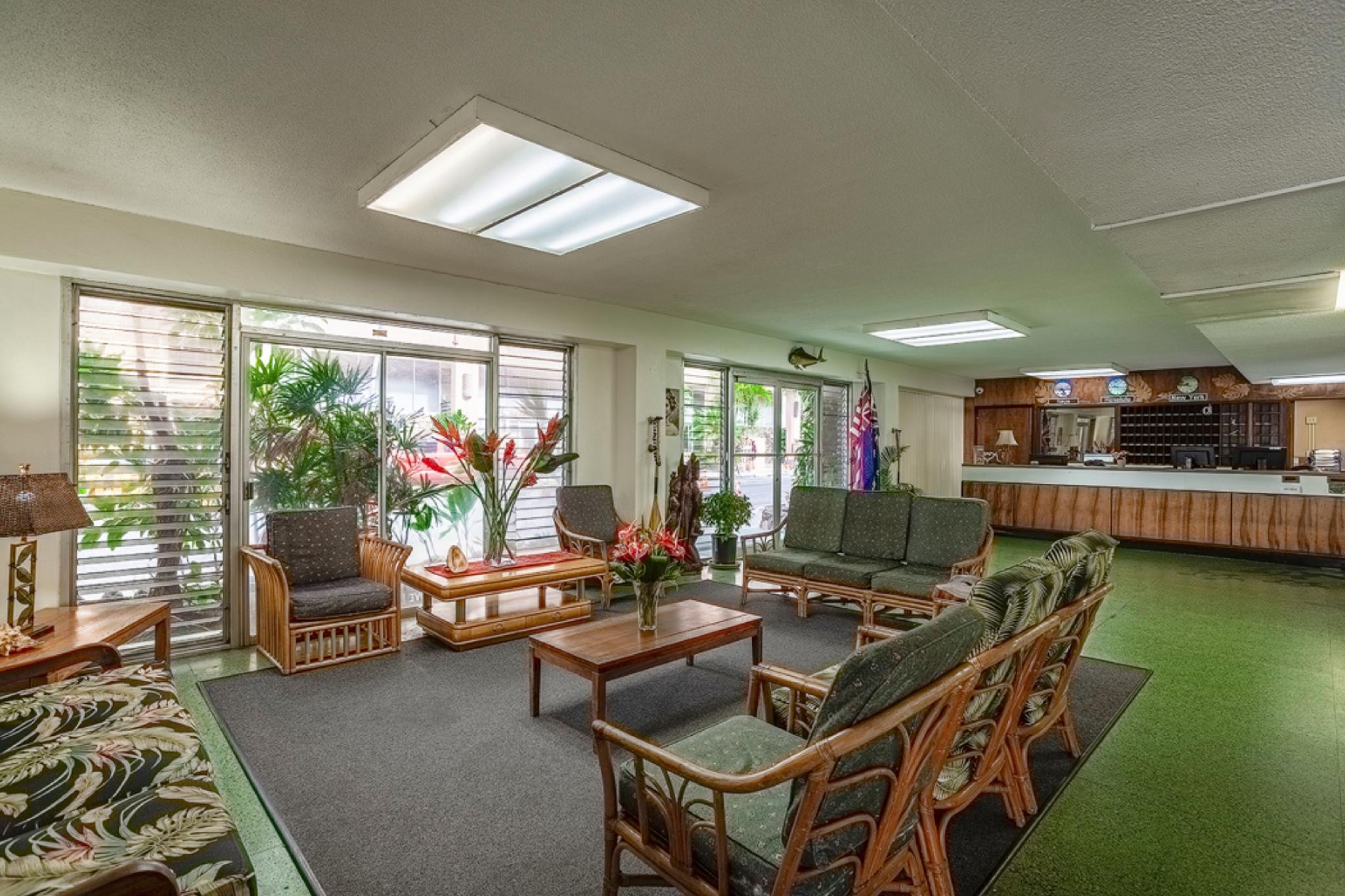 Royal Grove Waikiki Hotel Хонолулу Екстериор снимка