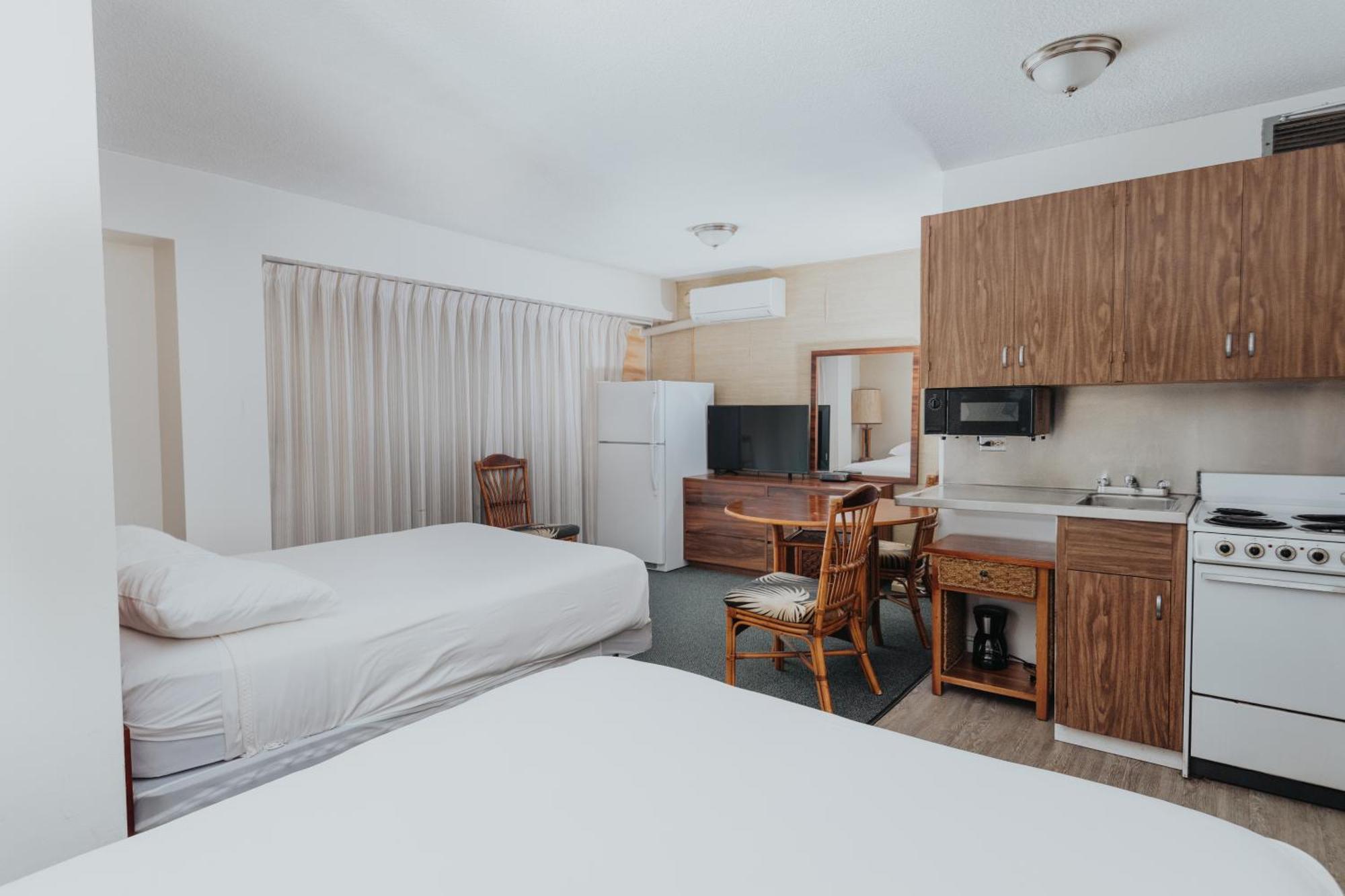 Royal Grove Waikiki Hotel Хонолулу Екстериор снимка