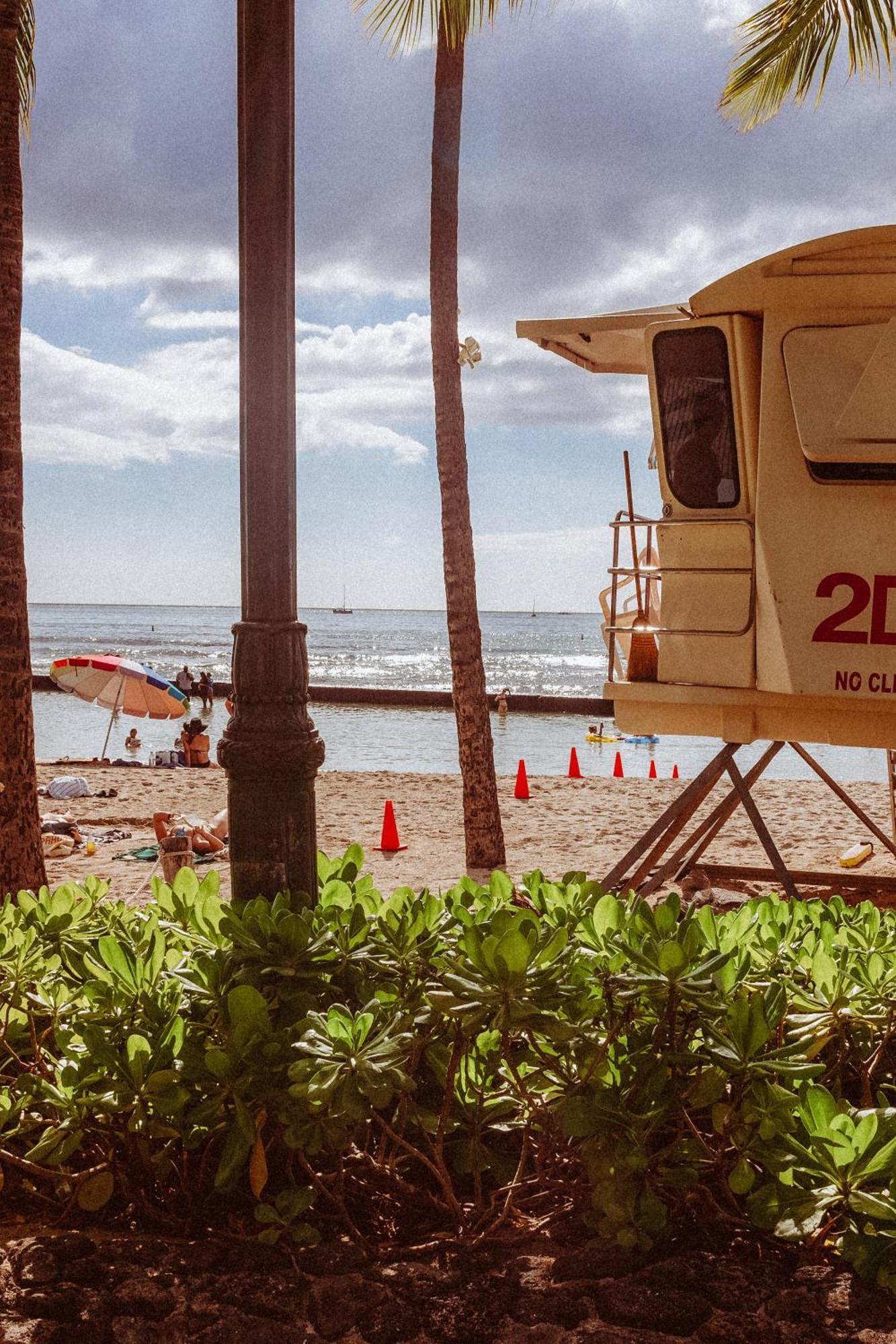 Royal Grove Waikiki Hotel Хонолулу Екстериор снимка
